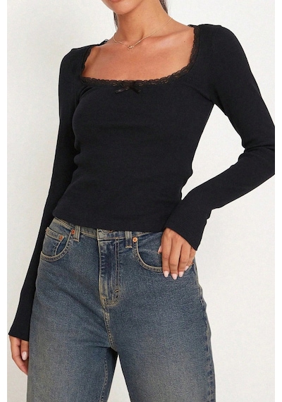 Fantezia Night Kadın Siyah Kare Yaka Dantelli Uzun Kollu Crop Top Bluz