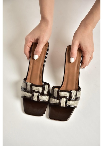 Fox Shoes Y820500209 Kahverengi İnce Topuklu Kadın Terlik Kahverengi