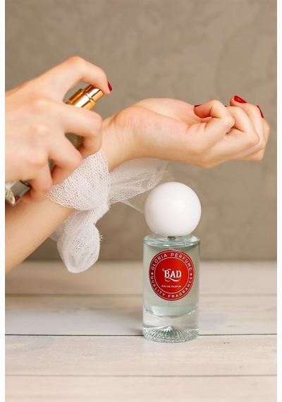Gloria Perfume Bad Kadın Parfüm EDP 55 ML