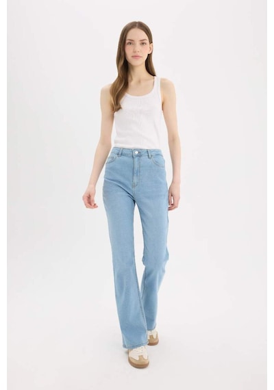 DeFacto Slim Flare Yüksek Bel Düz Paça Uzun Jean Kar Yıkamalı Pantolon D7973AX25SPNM39 DeFacto Slim Flare Yüksek Bel Düz Paça Uzun Jean Kar Yıkamalı Pantolon D7973AX25SPNM39