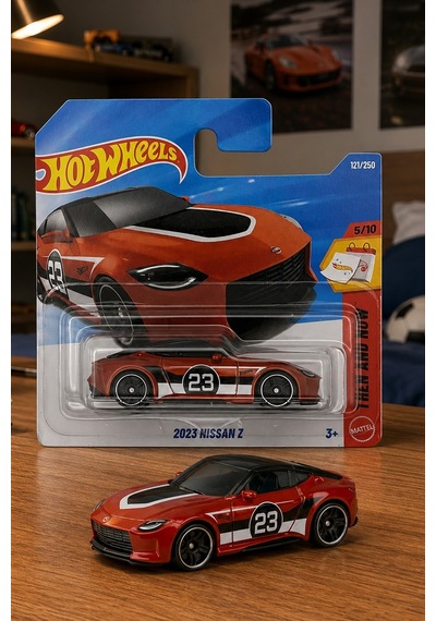 Hot Wheels 2023 Nissan Z - Then And Now Özel Seri Metal Oyuncak Araba Çok Renkli