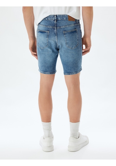 Koton Slim Fit Kot Şort Bermuda Cepli Yıpratma Detaylı Pamuklu Açık İndigo 4sam40056ıd Açık İndigo