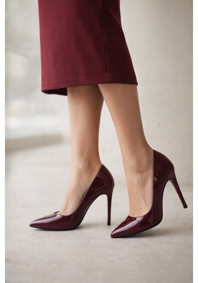 Firibu Kadın Stiletto Sivri Burun İnce Topuk Şık Klasik Ofis & Abiye Ayakkabı 35-41-42 Özel Numara Esensstiletto Bordo - Rugan Firibu Kadın Stiletto Sivri Burun İnce Topuk Şık Klasik Ofis & Abiye Ayakkabı 35-41-42 Özel Numara Esensstiletto Bordo - Rugan