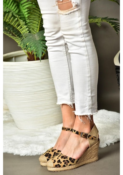Fox Shoes P241612017 Leopar Hasır Dolgu Topuklu Kadın Ayakkabı