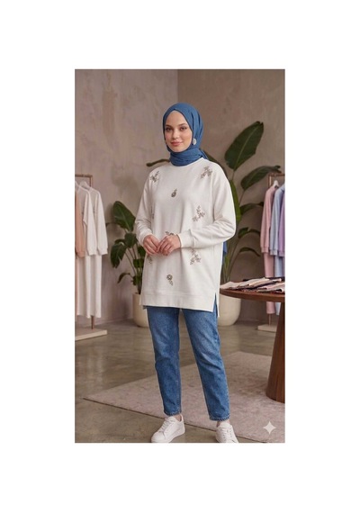 Butik Kadın Boncuk Taş İşlemeli Sweatshirt Beyaz Beyaz