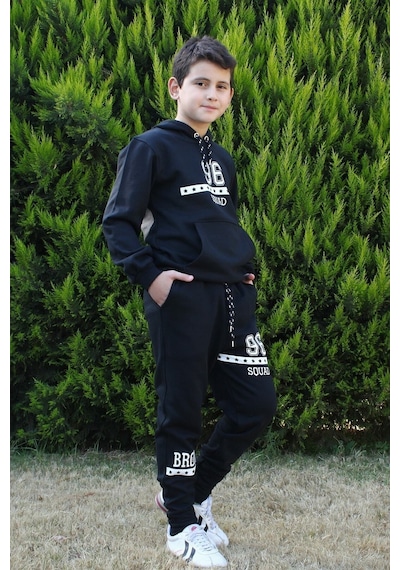 Fyk Kids 3'lü 96 Yazı Baskılı Kanguru Cepli Erkek Çocuk Takım Çok Renkli Fyk Kids 3'lü 96 Yazı Baskılı Kanguru Cepli Erkek Çocuk Takım Çok Renkli