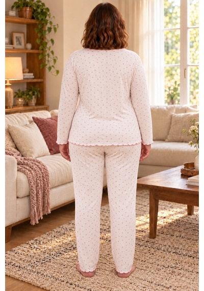 Seboteks Mevsimlik İnce Kumaş Kalp Desenli Uzun Kollu Büyük Beden Kadın Pijama Takımı 3177 Ekru Seboteks Mevsimlik İnce Kumaş Kalp Desenli Uzun Kollu Büyük Beden Kadın Pijama Takımı 3177 Ekru