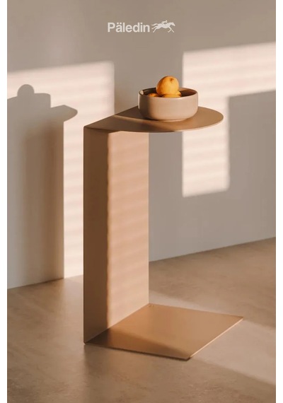 Paledin Design Corvus C Form Çelik Yan Sehpa Modern Koltuk Yanı Sehpası Turuncu 37x30x60 Cm Bej