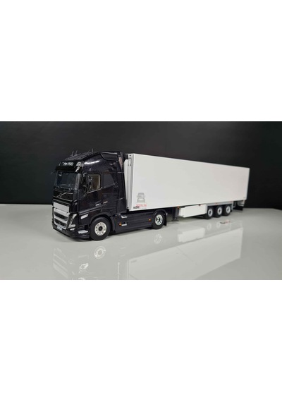 1/50 Volvo Fh5 Globerotter 4x2 750hp - Siyah + Frigo Soğutuculu Trailer