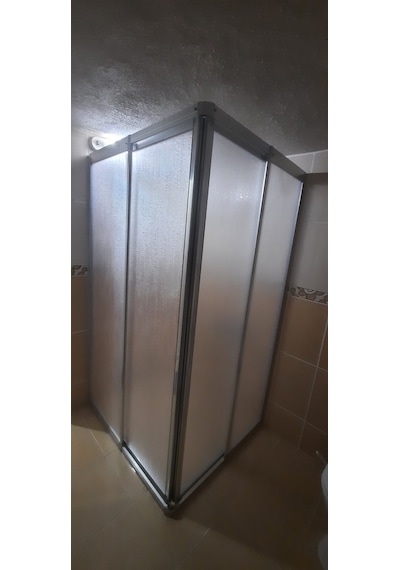 Girayduşakabin 80x80 Parlak Profil Mika Köşe Girişli Kabin Gümüş