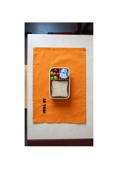 Kişiye Özel İsim Nakışlı Duck Kumaş Beslenme Örtüsü 45x35 Cm Su Ve Leke Tutmaz Kumaş - 922753230