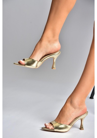 Fox Shoes Y569525809 Altın İnce Topuklu Kadın Terlik