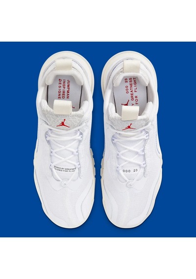 Nike Jordan Aerospace 720 Basketbol Ayakkabısı Beyaz