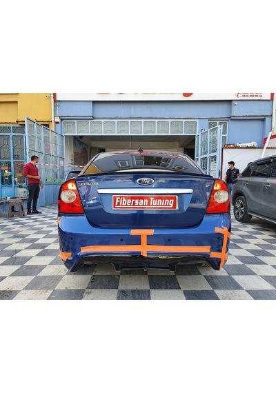 Ford Focus 2.5 Sedan Arka Ek ---fibersan Tuning