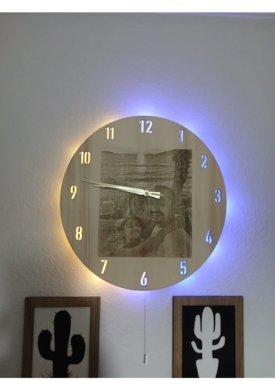 Kişiye Özel Fotoğraflı Ahşap Duvar Saati Led Işıklı Açık Ahşap