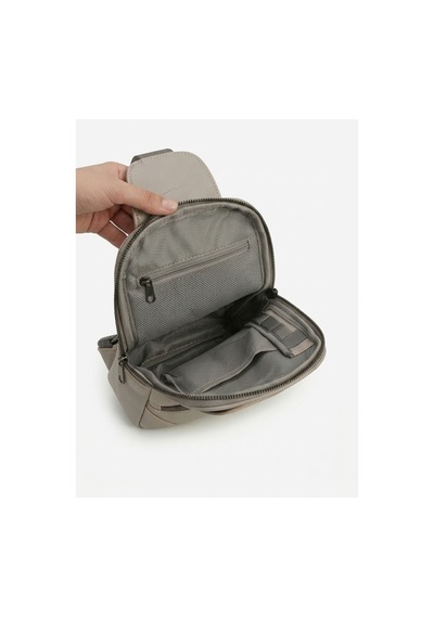 Levano Leather %100 Hakiki Dana Derisi Renkli Göğüs Çantası Çok Bölmeli Çapraz Body Bag & Omuz Çantası 32x20 Cm Krem