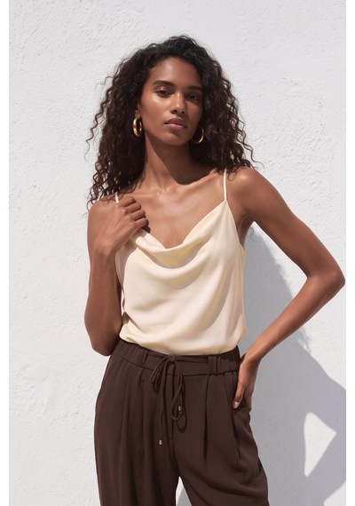 Sateen Askılı Degaje Yaka Bluz - Bej-137662