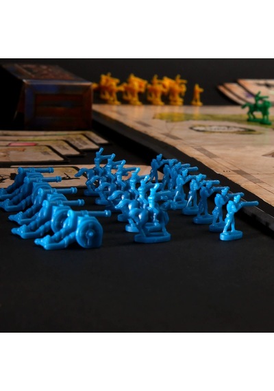 Hasbro Gaming Risk Askeri Strateji Oyunu B7404 10+ Yaş Eğlenceli Oyun 2-5 Oyuncu İçin Renkli