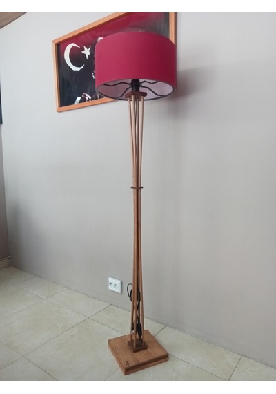 Ahşap Ayaklı Lambader Bordo