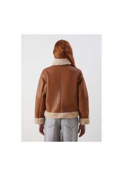 LC Waikiki Nevavm Farkıyla Xsıde Bej Suni Deri Düz Loose & Bol Kadın Deri Görünümlü Mont Bej - 930130647 Bej LC Waikiki Nevavm Farkıyla Xsıde Bej Suni Deri Düz Loose & Bol Kadın Deri Görünümlü Mont Bej - 930130647 Bej