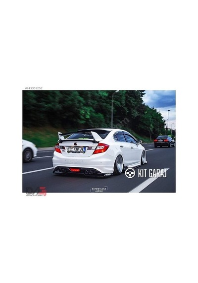 Honda Civic Parlak Siyah Difüzör Plastik Boyalı