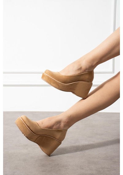 Zenneshoes Helena Dolgu Topuklu Kadın Ayakkabı Taba Süed