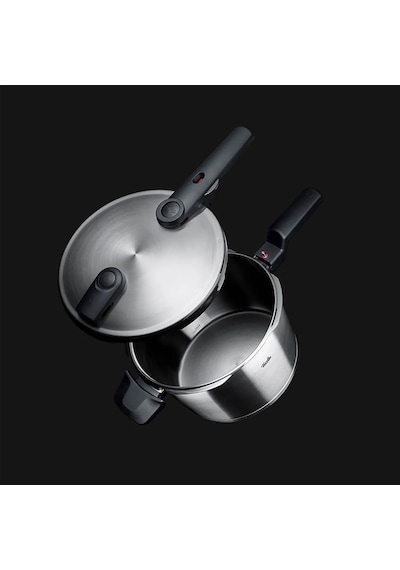 Fissler Vitaquick Premium 4,5+2,5 Litre Düdüklü Tencere + Buharda Pişirme Aparatı Çok Renkli