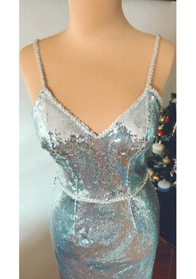 Chica Rosa Fashion Gümüş Pullu Askılı Midi Elbise