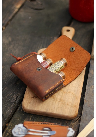 Hi Leather Kişiye İsme Özel Maia Kamp Outdoor Deri Baharatlık Camel
