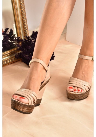 Fox Shoes Ten Yüksek Dolgu Topuklu Kadın Ayakkabı K674071609 Ten-suni Deri