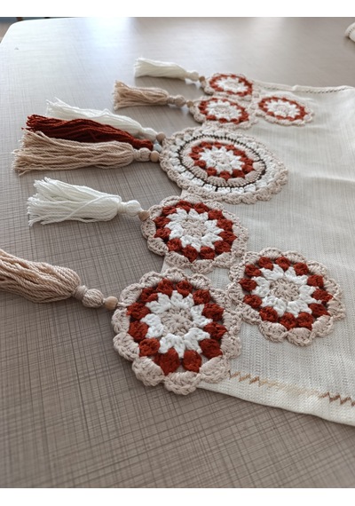 Motifli Ve Püskül Detaylı Rustik Keten Runner Bej - Açık Kahve