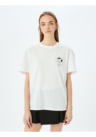 Koton Snoopy Baskılı Lisanslı Bisiklet Yaka Kısa Kollu Oversize Tişört Ekru 5sal10141ık Ekru Koton Snoopy Baskılı Lisanslı Bisiklet Yaka Kısa Kollu Oversize Tişört Ekru 5sal10141ık Ekru