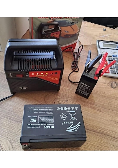 Tr Akü Şarj Cihazı - Araba Motosiklet Tekne Aküleri Akülü Çocuk Araçları İçin 6 Volt Ve 12 Volt
