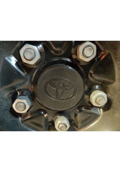 Toyota Camry Merkez Jant Kapağı