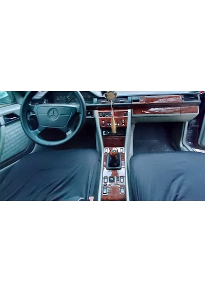 Mercedes W124 Kasa 200 E 1985 Ve 1995 Arası 50 Parça Kuş Gözü Maun Kaplama