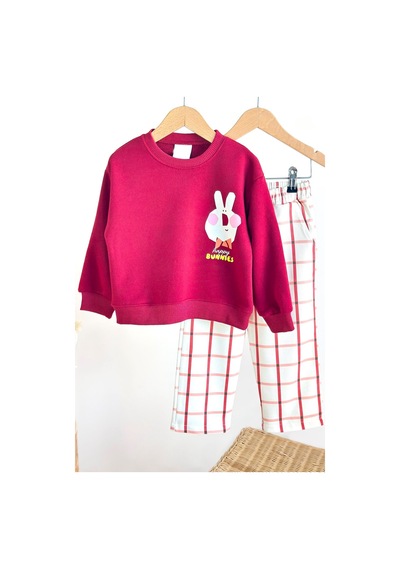 Monila Kız Çocuk Bordo Tavşan Baskılı Pamuklu Sweatshirt Ve Kareli Kanvas Pantolonlu Alt Üst Takım