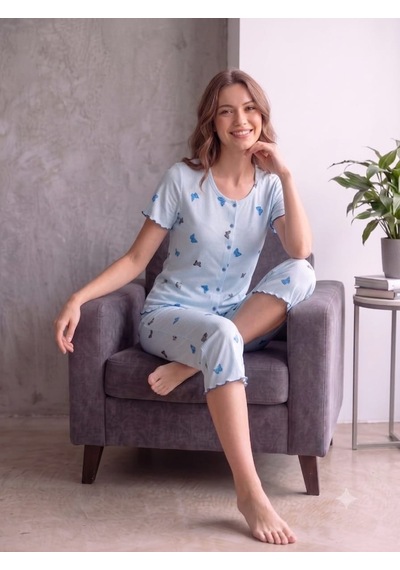 Kadın Kısa Kollu Yumuşak Tuşe Yazlık Likralı Kumaş Kapri Pijama Takım Turkuaz