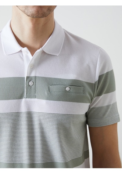 Lcwaıkıkı Classic Beyaz Polo Yaka Çizgili Merserize Görünümlü Erkek Tişört