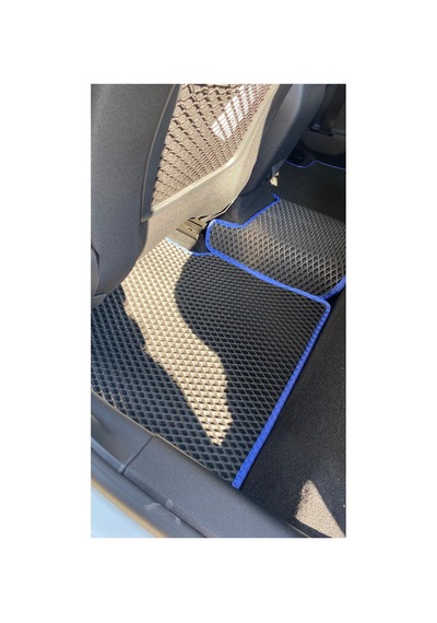 Ford Focus Hatcback 2024 Topukluk +2 Logo Görseldeki Gibi Gelmektedir