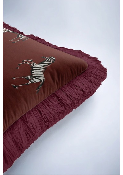 Egzotik Zebra Desenli Safari Saçaklı Yastık Kılıfı - Hayvan Temalı Bohem Püsküllü Kırlent Kılıfı Sessiz Esinti Mira Egzotik Zebra Desenli Safari Saçaklı Yastık Kılıfı - Hayvan Temalı Bohem Püsküllü Kırlent Kılıfı Sessiz Esinti Mira