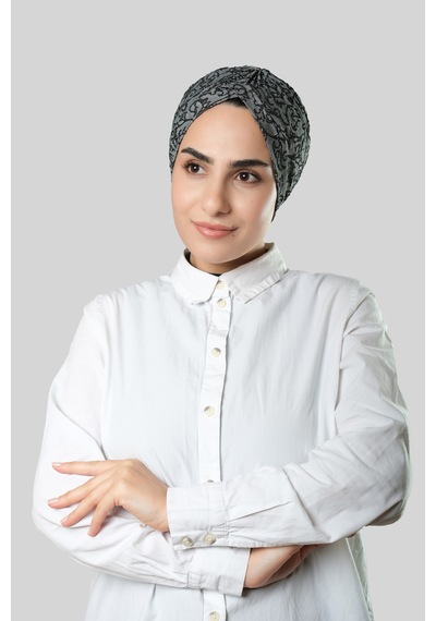 Hürrem Bone Gri Pratik Hazır Geçmeli Tesettür Bone Jakar Kendinden Desenli 1209 15 Gri