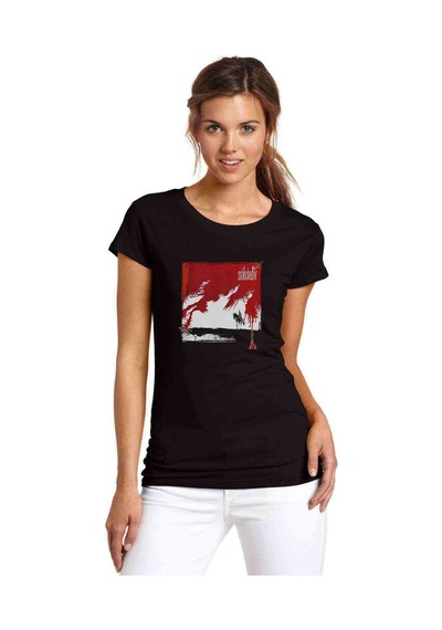 Svartir Sandar Baskılı Siyah Kadın Tshirt