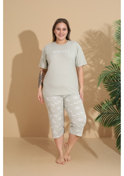 Eyfuze Kadın Curve Büyük Beden Milan Kumaş Kapri Kısa Kollu Pijama Takımı Açık Yeşil