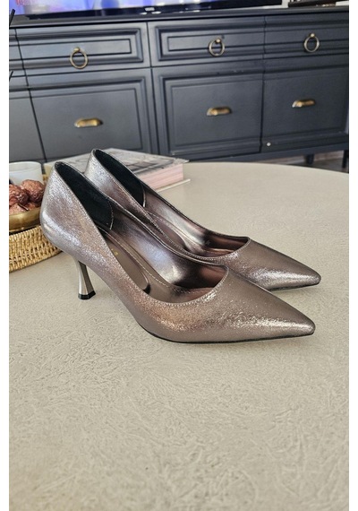 10 1109 Topukla Kadın Kadeh Topuklu 8 Cm Topuklu Stiletto Ayakkabı Platin Sıvama