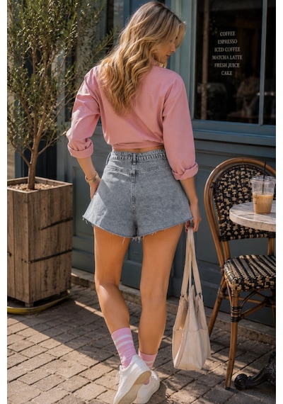 Cedy Denim Cedy Denım - Kadın Jean Şort Buz Mavi Kalp Taş İşlemeli Salaş Denim Şort E7013 Buz Mavisi Cedy Denim Cedy Denım - Kadın Jean Şort Buz Mavi Kalp Taş İşlemeli Salaş Denim Şort E7013 Buz Mavisi