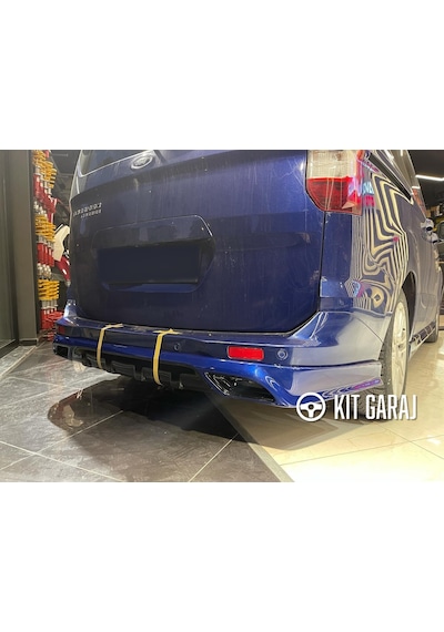 Kit Garaj Ford Tourneo Courier 2014-2023 Egzoz Görünümlü Boyasız Mat Siyah Arka Ek Plastik