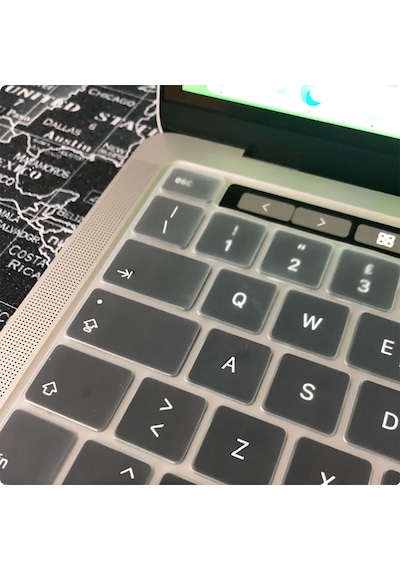 Apple Uyumlu MacBook 13.3' Air A1932 Zore Klavye Koruyucu Transparan Buzlu Silikon Ped