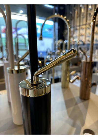 İsaoğlu Yapı Çanak Lavabo Bataryası Gold Siyah Lavabo Musluğu Drop Design Gold Lavabo Armatür Gold
