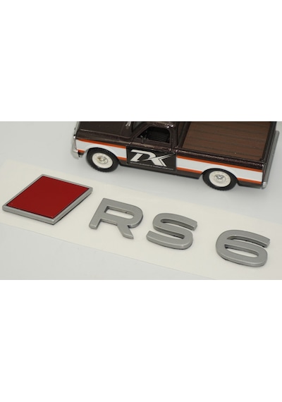 Dk Tuning Rs6 2025+ Bagaj Kırmızı Gümüş Yazı Logo Arma Audi İle Uyumlu Bagaj Arma