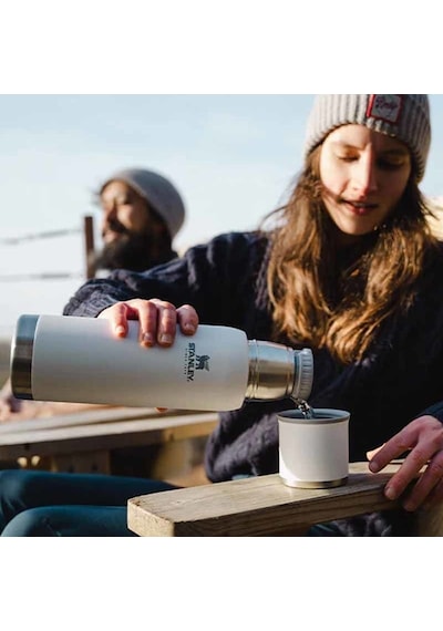 Stanley Adventure To-go Vakumlu Paslanmaz Çelik Termos 1 Lt. Polar Beyaz